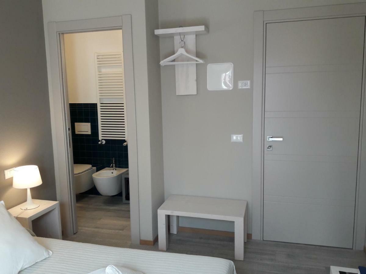 Santa Marta Rooms - เวอนาซซา ภายนอก รูปภาพ