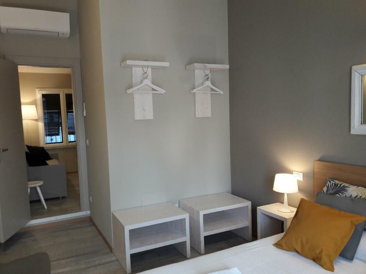 Santa Marta Rooms - เวอนาซซา ภายนอก รูปภาพ